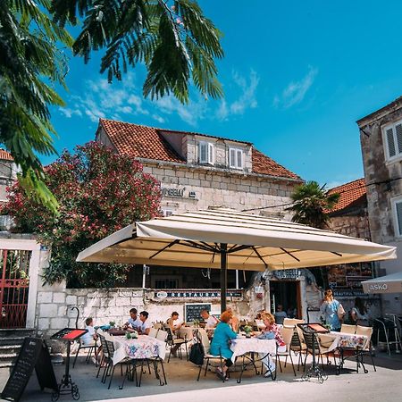 Guesthouse Mimbelli Orebic Exterior photo