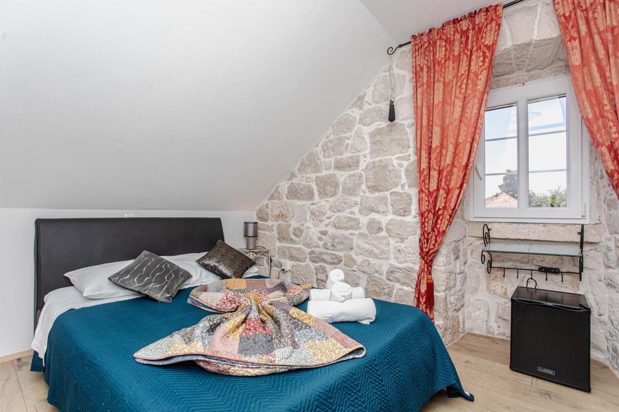 Guesthouse Mimbelli Orebic Exterior photo